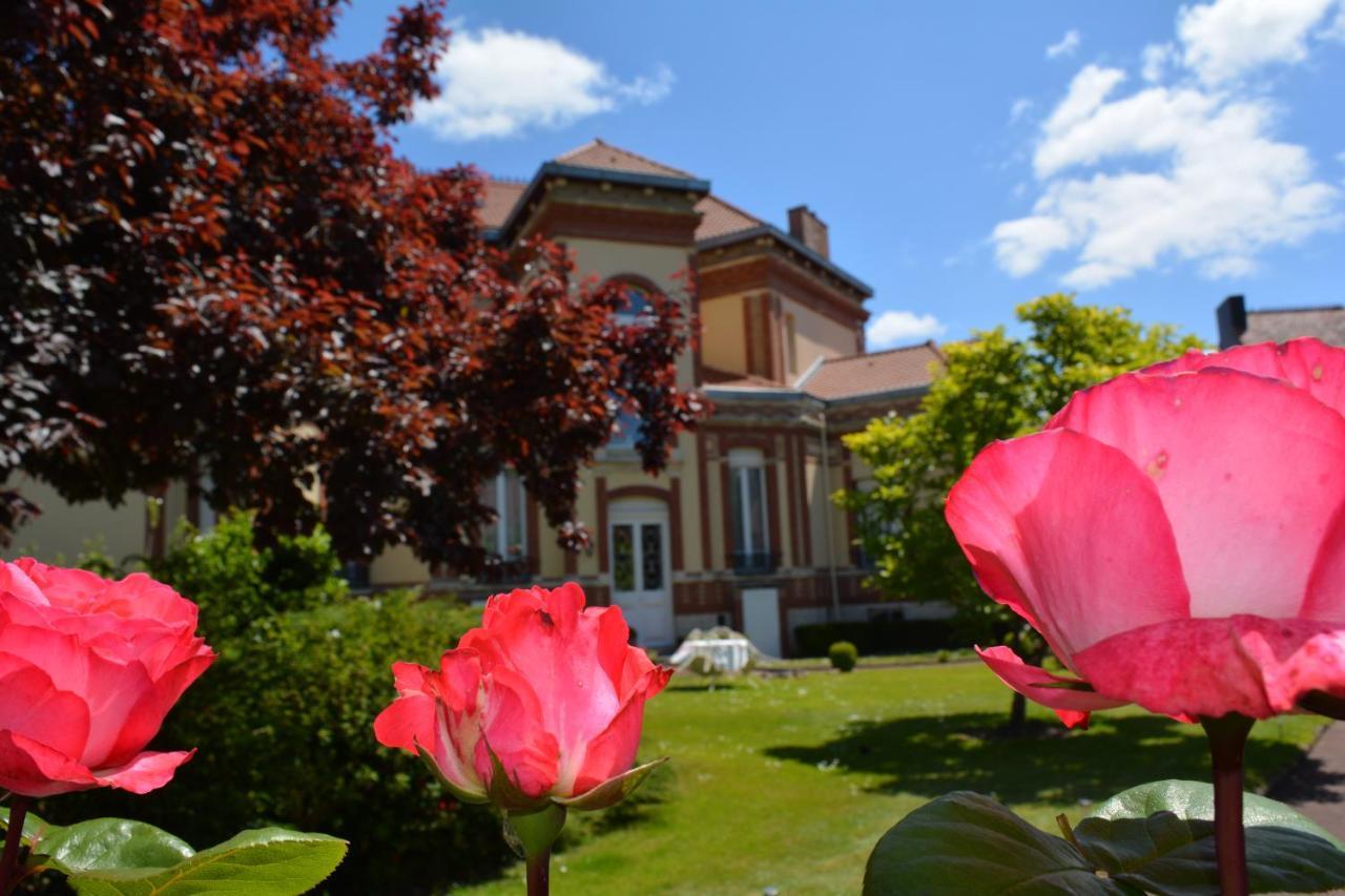 La Roseliere Hotel Carentan Exterior foto